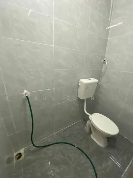 2-storey Terraced House for Sale in Taman Desa Cemerlang (Ulu Tiram) - Kuu Chin - Bathroom - PropertyGuru.com.my