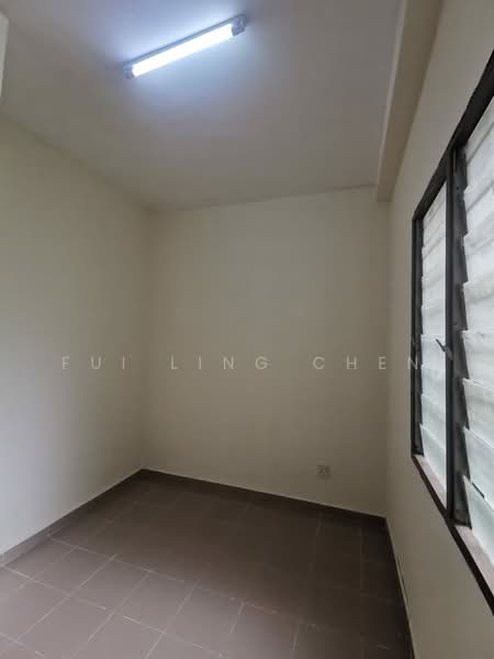 Pangsapuri untuk Dijual di Putra Permai Block B - Fui Ling Chen - Interior - PropertyGuru.com.my