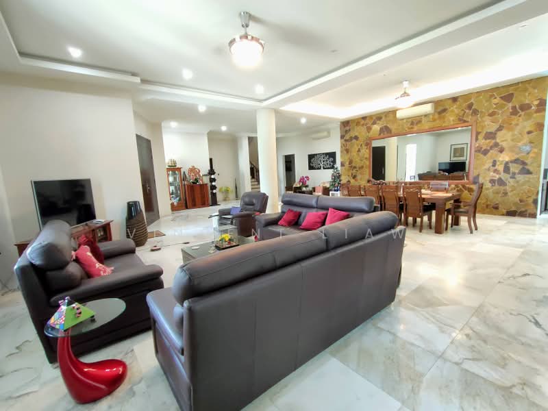 Bungalow for Sale in Seksyen U2 (Saujana) - Vincent Liaw - Living Room - PropertyGuru.com.my