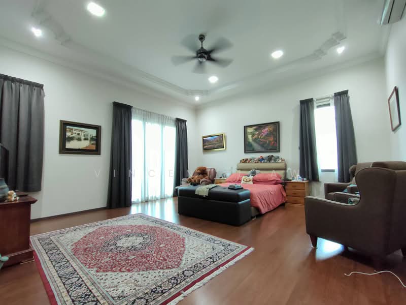 Bungalow for Sale in Seksyen U2 (Saujana) - Vincent Liaw - Bedroom - PropertyGuru.com.my