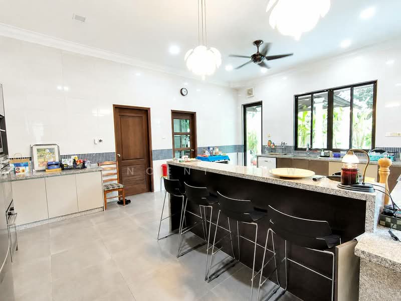 Bungalow House untuk Dijual di Seksyen U2 (Saujana) - Vincent Liaw - Kitchen - PropertyGuru.com.my