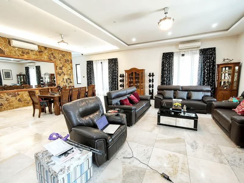 Bungalow House untuk Dijual di Seksyen U2 (Saujana) - Vincent Liaw - Living Room - PropertyGuru.com.my
