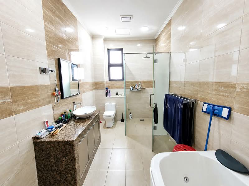 Bungalow House untuk Dijual di Seksyen U2 (Saujana) - Vincent Liaw - Bathroom - PropertyGuru.com.my