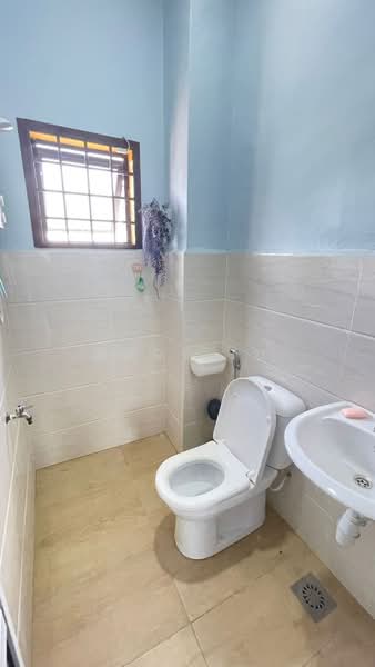 Rumah Teres 2 Tingkat untuk Disewa di Johor Bahru (Johor) - Gary Tu - Bathroom - PropertyGuru.com.my