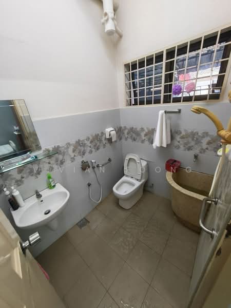 Rumah Teres 2 Tingkat untuk Dijual di Ipoh (Perak) - Vivian Foong - Bathroom - PropertyGuru.com.my