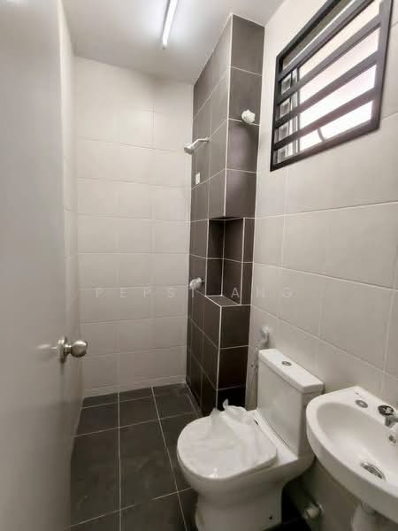 2-storey Terraced House for Rent in Klang (Selangor) - Pepsi Ang - Bathroom - PropertyGuru.com.my