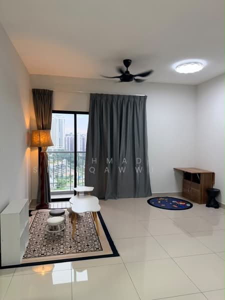 Kondominium untuk Disewa di Residensi Alamanda - Ahmad Sharqawwi Abdul Kapor - Living Room - PropertyGuru.com.my