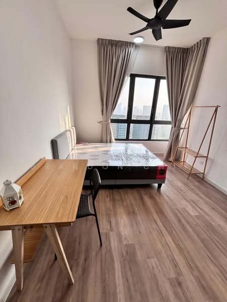 Servis Apartment untuk Disewa di Sunway Belfield - Brandon Chia - Bedroom - PropertyGuru.com.my