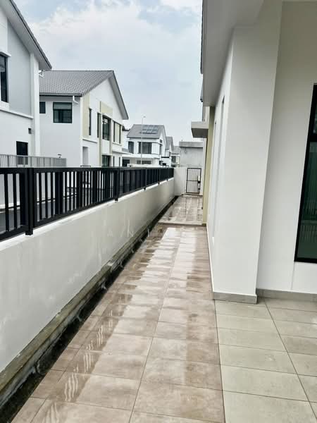 Rumah Teres 2 Tingkat untuk Dijual di Taman Mutiara Rini (Skudai) - Janice . - PropertyGuru.com.my