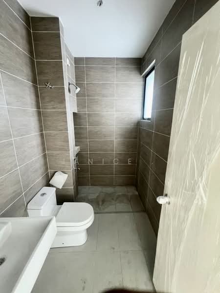 Rumah Teres 2 Tingkat untuk Dijual di Taman Mutiara Rini (Skudai) - Janice . - PropertyGuru.com.my
