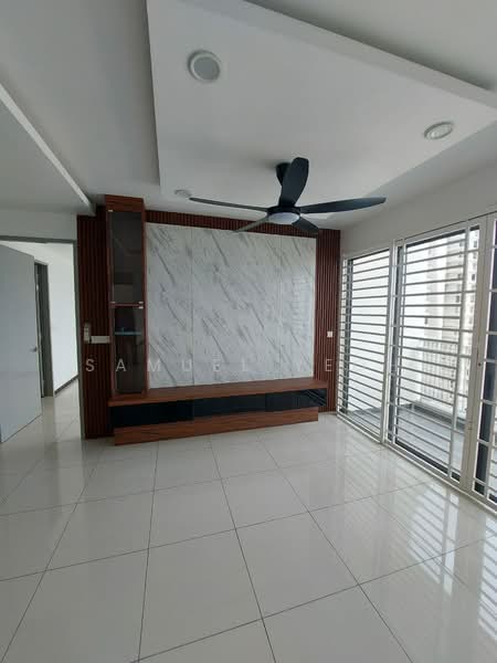Servis Apartment untuk Disewa di Luminari - Samuel Yeoh - Living Room - PropertyGuru.com.my