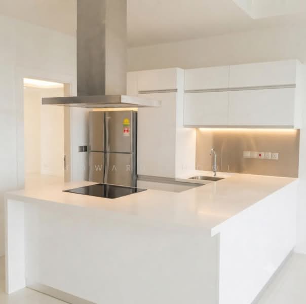 Service Residence for Sale at M City - Edward Chooi - Kitchen - PropertyGuru.com.my