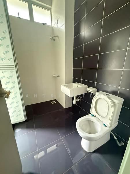 Rumah Teres 2-Tingkat untuk Dijual di Setia Eco Cascadia (Tebrau) - Andrew Teo - Bathroom - PropertyGuru.com.my