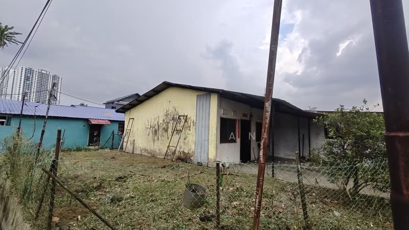 1-storey Terraced House for Sale in Taman Sri Pandan (Johor Bahru) - Tim Tan - PropertyGuru.com.my