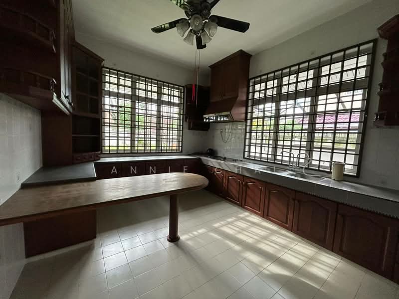 Bungalow for Sale in Taman Perling (Perling) - Annie Chai - Kitchen - PropertyGuru.com.my