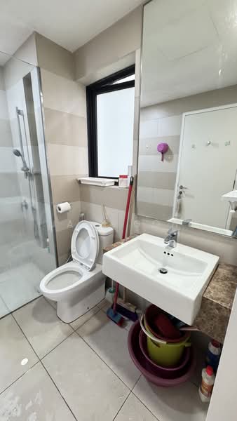 Kondominium untuk Disewa di Westside Three - Jane Goh - Bathroom - PropertyGuru.com.my