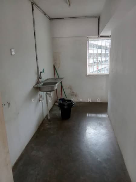 Apartment for Rent at Desa Indah Block 86 - Kaze Kang - PropertyGuru.com.my