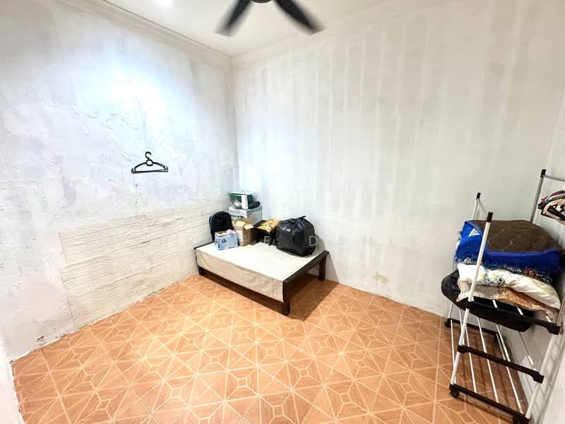 Rumah Teres 2 Tingkat untuk Dijual di Taman Klang Utama (Kapar) - Ashraff Daniel - Bedroom - PropertyGuru.com.my