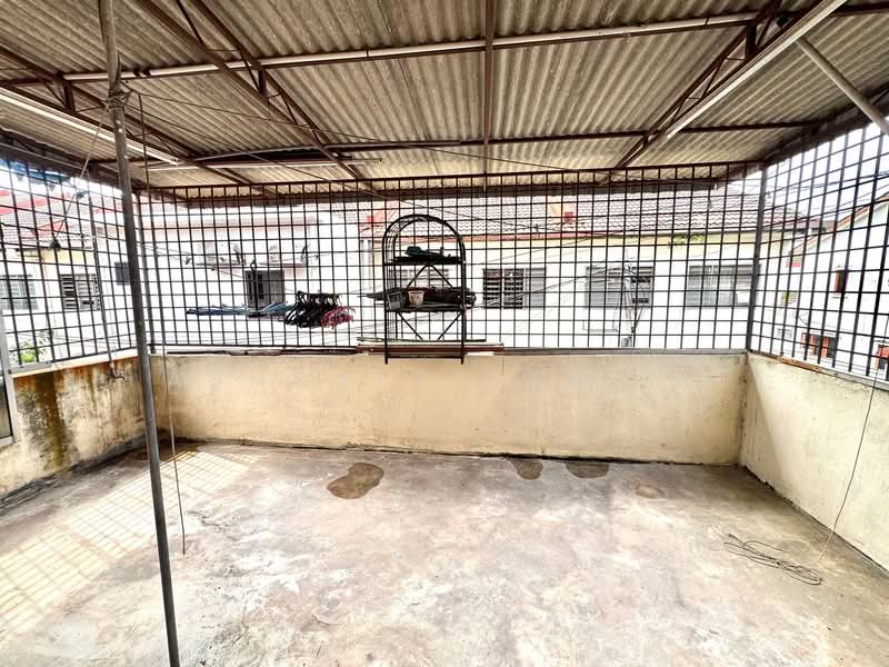 Rumah Teres 2 Tingkat untuk Dijual di Taman Klang Utama (Kapar) - Ashraff Daniel - Balcony - PropertyGuru.com.my