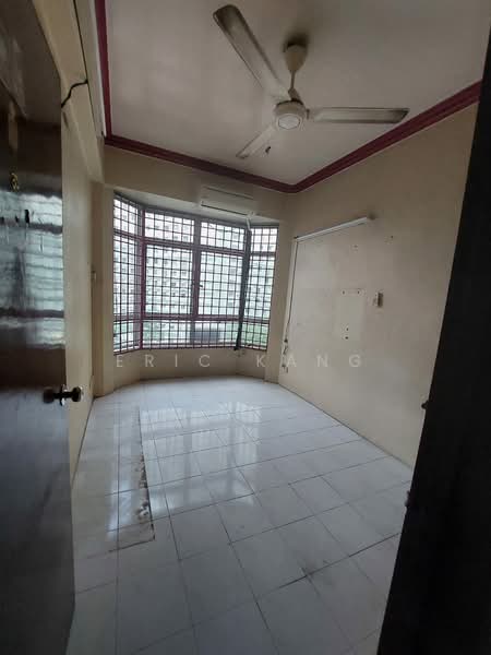 Flat for Sale at Desa Selatan - Eric Kang - Interior - PropertyGuru.com.my