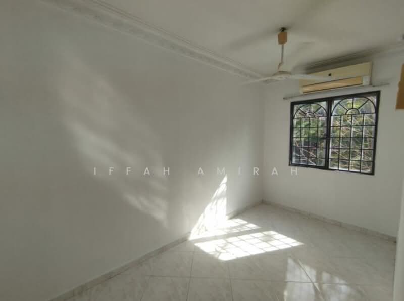 Apartment for Sale at saujana apartment - Iffah Amirah - Bedroom 2 - PropertyGuru.com.my