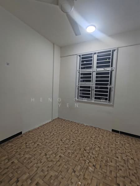 Pangsapuri untuk Disewa di Taman Pulai Mutiara 2: Phase A3A - A3C - Heng Chew Yen - PropertyGuru.com.my