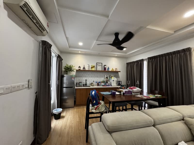 2.5-storey Terraced House for Sale in Usj 16 (Subang Jaya) - Jeslyn Chua - Kitchen - PropertyGuru.com.my