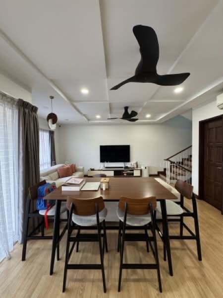 Rumah Teres 2.5-Tingkat untuk Dijual di Usj 16 (Subang Jaya) - Jeslyn Chua - Living Room - PropertyGuru.com.my