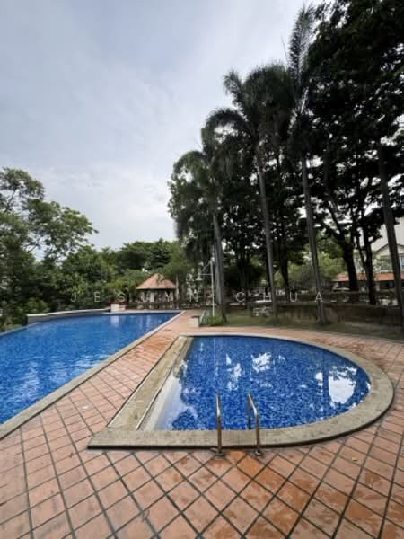 Rumah Teres 2.5-Tingkat untuk Dijual di Usj 16 (Subang Jaya) - Jeslyn Chua - Pool - PropertyGuru.com.my