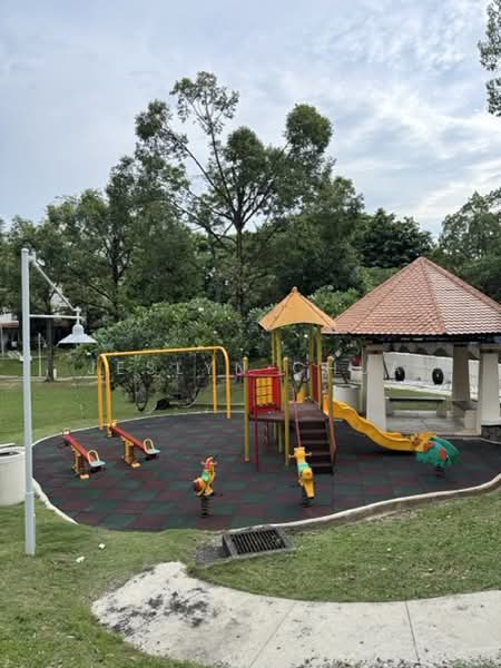 Rumah Teres 2.5-Tingkat untuk Dijual di Usj 16 (Subang Jaya) - Jeslyn Chua - Garden - PropertyGuru.com.my