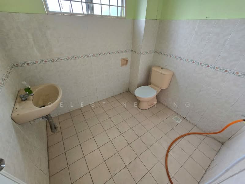 2-storey Terraced House for Sale in Bandar Sunway Semenyih (Semenyih) - Celestine Ting - Bathroom - PropertyGuru.com.my