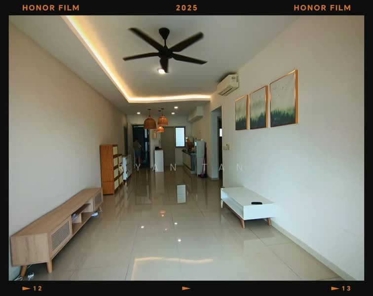 Servis Apartment untuk Dijual di Savio @ Riana Dutamas - Ryan Tan - Living Room - PropertyGuru.com.my