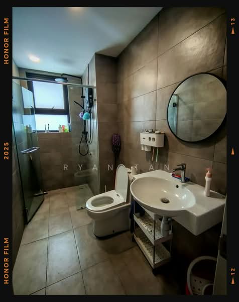 Servis Apartment untuk Dijual di Savio @ Riana Dutamas - Ryan Tan - Bathroom - PropertyGuru.com.my