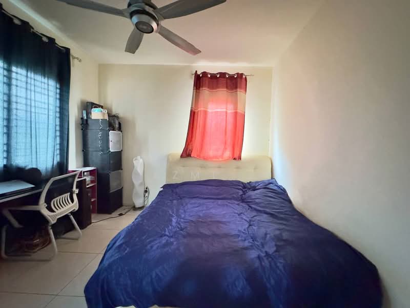 Apartment for Sale at Lakeview Apartments - Azmi . - Bedroom - PropertyGuru.com.my