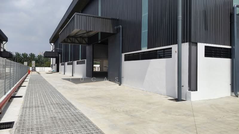 Factory for Rent in Bandar Puncak Alam (Puncak Alam) - Lucas Toh - Exterior - PropertyGuru.com.my