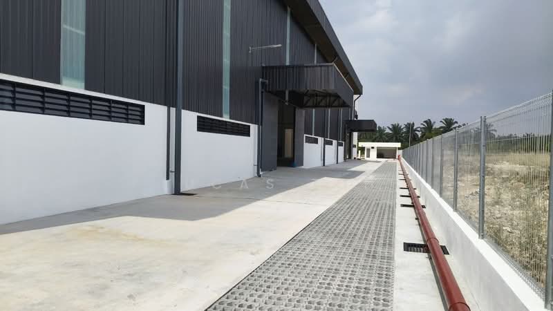 Factory for Rent in Bandar Puncak Alam (Puncak Alam) - Lucas Toh - Exterior - PropertyGuru.com.my