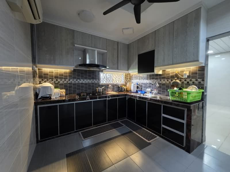 Semi-Detached House for Sale in Taman Penting (Nibong Tebal) - Gerald Peski - Kitchen - PropertyGuru.com.my