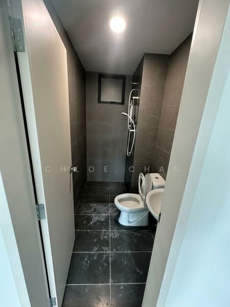 Service Residence for Sale at Majestic Maxim - Chloe Chan - Bathroom - PropertyGuru.com.my