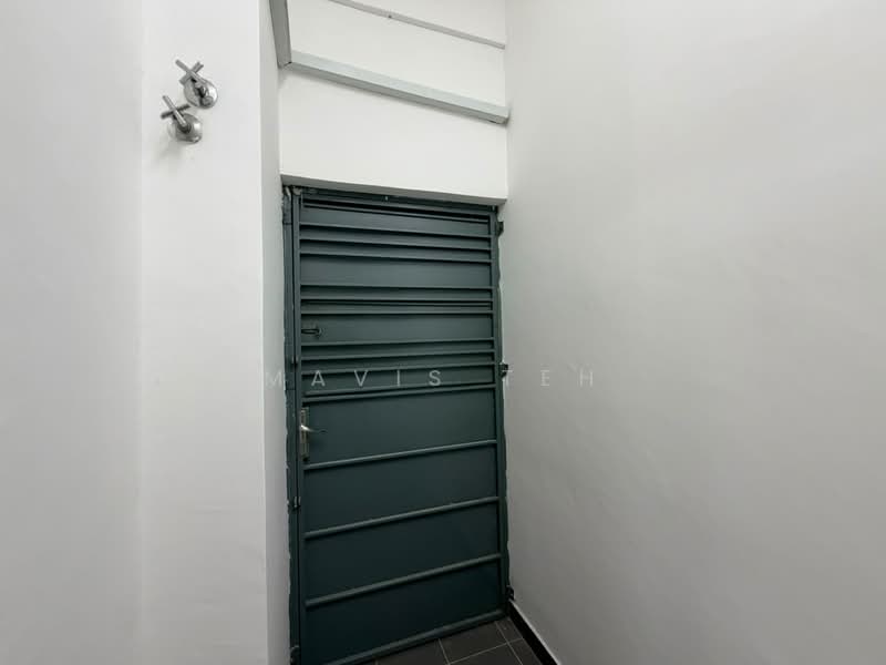 Rumah Berkembar untuk Disewa di Telok Panglima Garang (Selangor) - Mavis Teh - Entrance - PropertyGuru.com.my