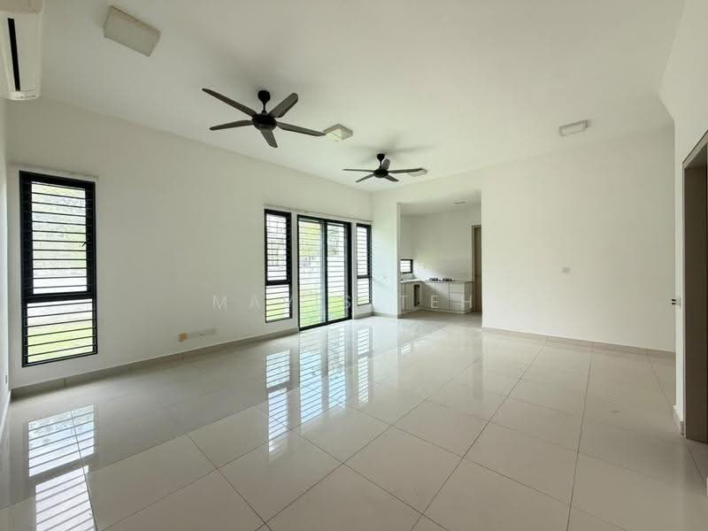 Semi-Detached House for Rent in Telok Panglima Garang (Selangor) - Mavis Teh - Living Room - PropertyGuru.com.my