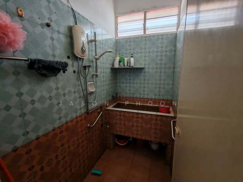Rumah Teres 1 Tingkat untuk Dijual di Tanjung Tokong (Penang) - Jason Phoon - Bathroom - PropertyGuru.com.my