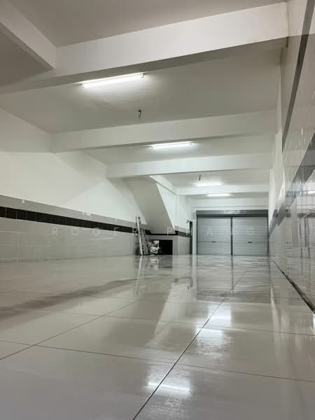 Shop for Sale in Klang (Selangor) - Roger Phang - Interior - PropertyGuru.com.my