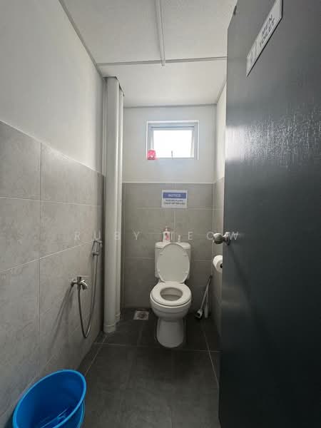 Kedai untuk Disewa di Austin Crest (Johor Bahru) - Ruby Teow - Bathroom - PropertyGuru.com.my