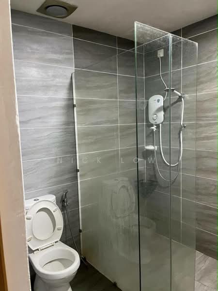 Servis Apartment untuk Disewa di KSL Residence @ Daya - Nick Low - Bathroom - PropertyGuru.com.my