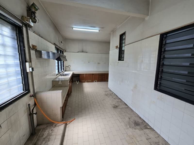 2-storey Terraced House for Sale in Taman Bukit Maluri (Kepong) - Alven Lim - Kitchen - PropertyGuru.com.my