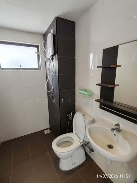 Kondominium untuk Dijual di Oasis 2 Residence - Izzati Mat - Bathroom - PropertyGuru.com.my