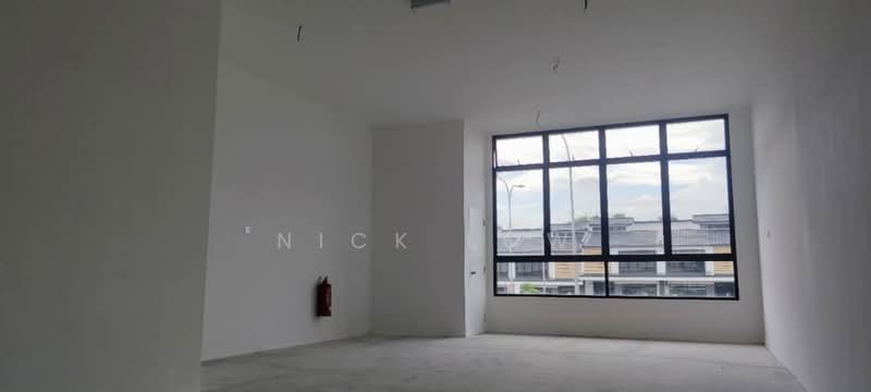 Shop for Rent in Taman Bukit Kaze (Ulu Tiram) - Nick Low - Interior - PropertyGuru.com.my