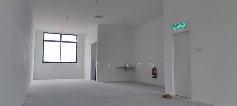 Shop for Rent in Taman Bukit Kaze (Ulu Tiram) - Nick Low - Interior - PropertyGuru.com.my