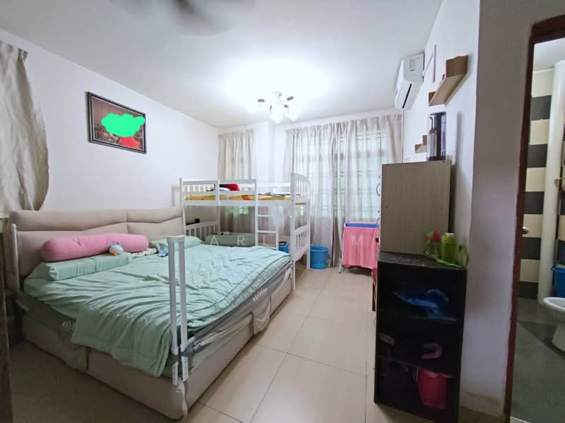 Rumah Teres 2 Tingkat untuk Dijual di Taman Bestari Indah (Ulu Tiram) - Karl Lim - Bedroom - PropertyGuru.com.my