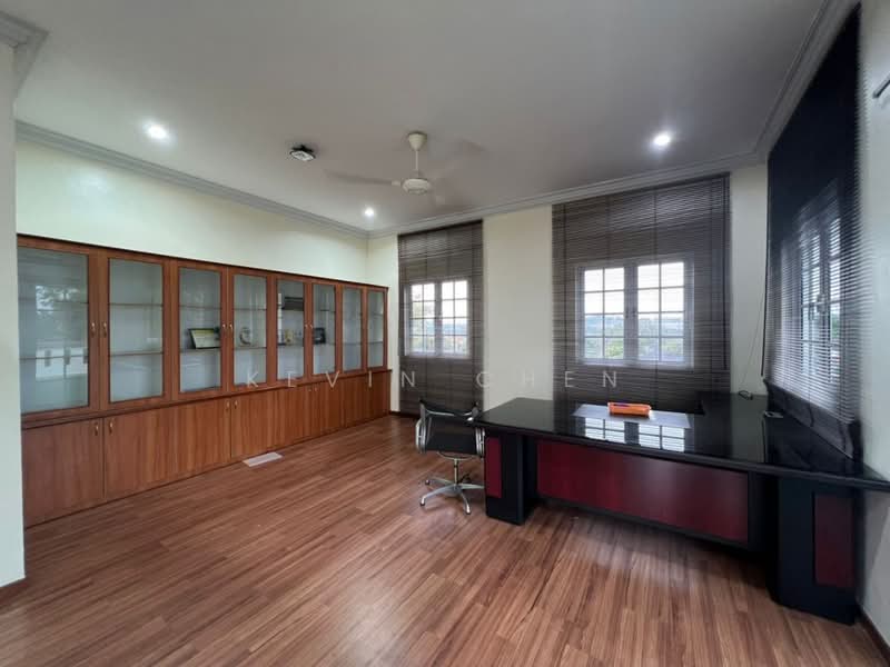 Rumah Banglo untuk Disewa di Country Heights (Kajang) - Kevin Chen - Study - PropertyGuru.com.my